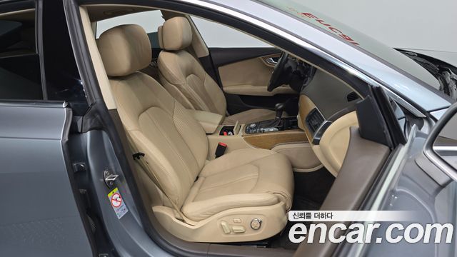 Audi A7 2013 — photo 16