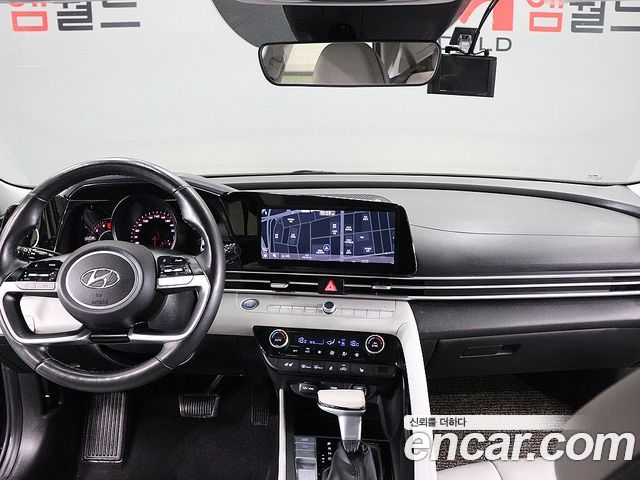 Hyundai AVANTE 2021 — photo 13