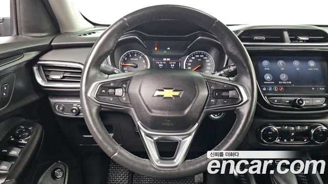 Chevrolet Korea Trailblazer 2021 — photo 13