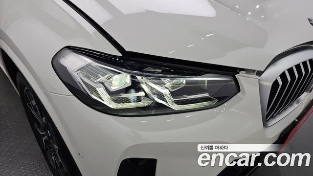 BMW X3 2022 — photo 8