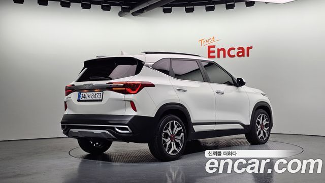 Kia Seltos 2022 — photo 2