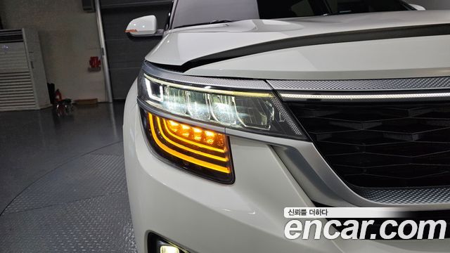 Kia Seltos 2022 — photo 8