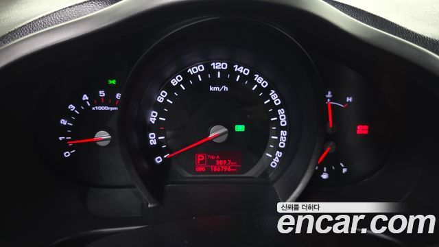 Kia Sportage 2012 — photo 8