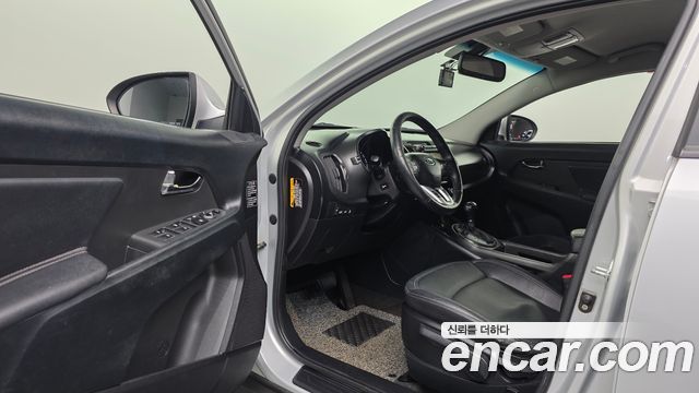 Kia Sportage 2012 — photo 10