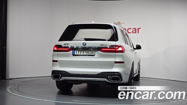 BMW X7 2021 — photo 4
