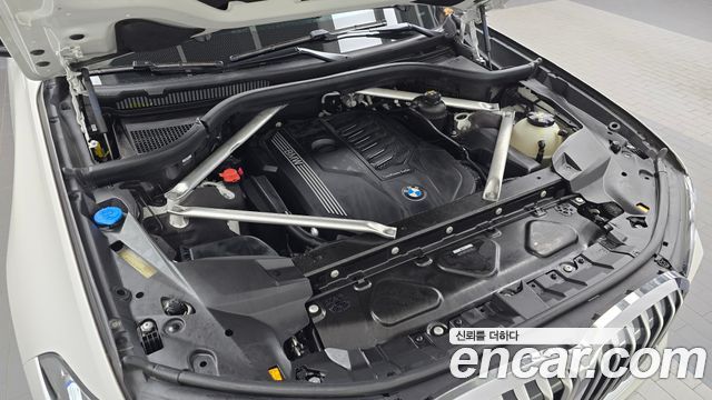 BMW X7 2021 — photo 6