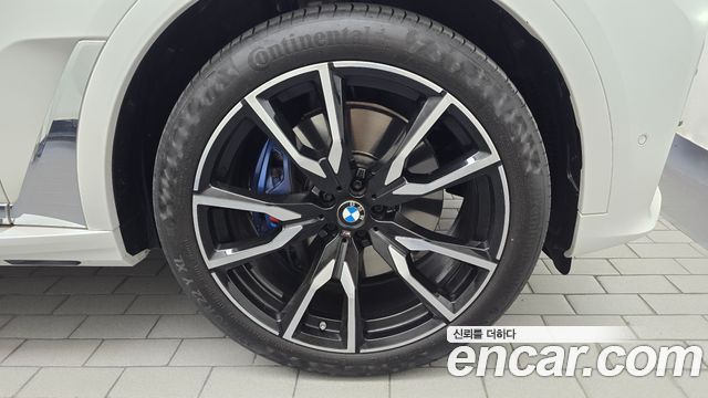 BMW X7 2021 — photo 7
