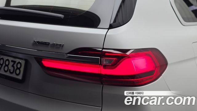 BMW X7 2021 — photo 9