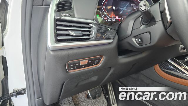 BMW X7 2021 — photo 27