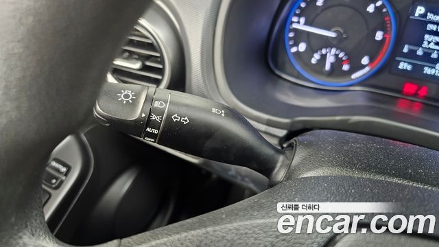 Hyundai Kona 2018 — photo 29