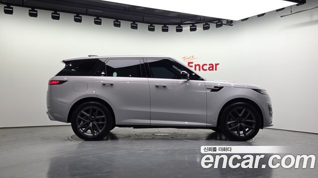 Land Rover Range Rover Sport 2026 — photo 5