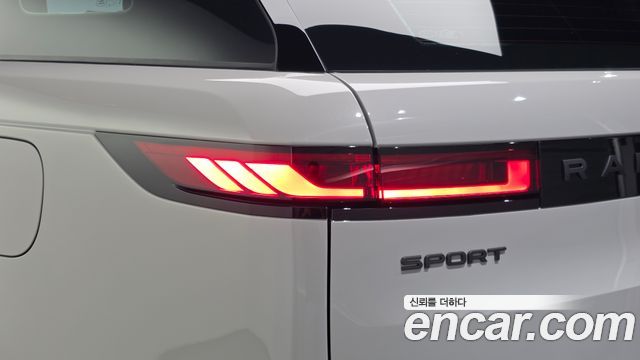 Land Rover Range Rover Sport 2026 — photo 19