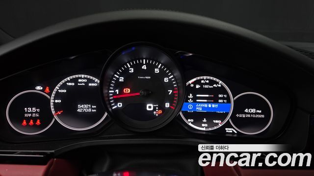 Porsche Cayenne 2021 — photo 11