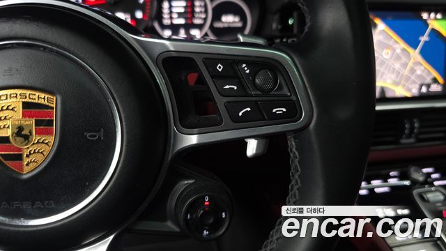 Porsche Cayenne 2021 — photo 30
