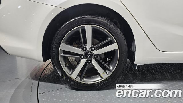 Kia K3 2018 — photo 5