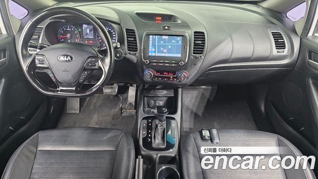 Kia K3 2018 — photo 10