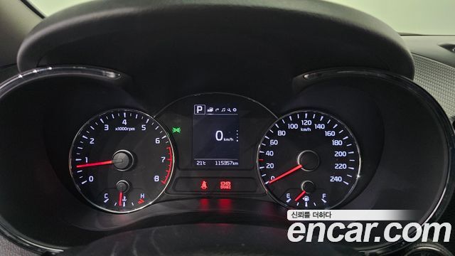 Kia K3 2018 — photo 11