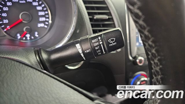 Kia K3 2018 — photo 30