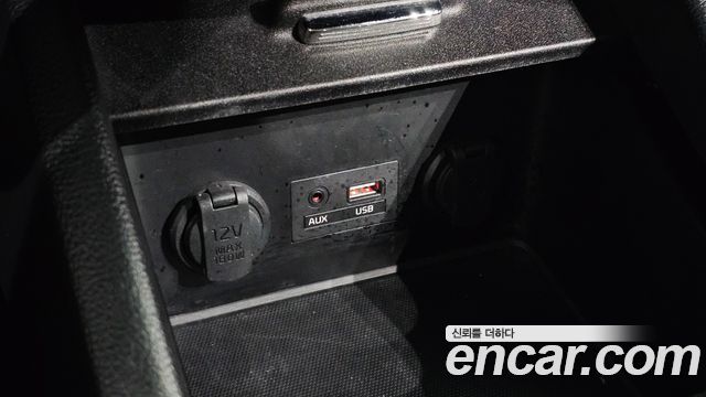 Kia K3 2018 — photo 31
