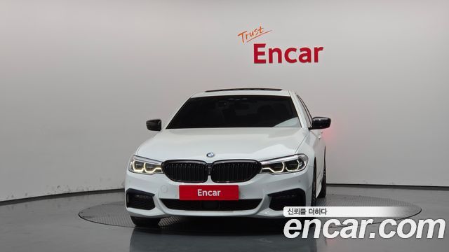 BMW 5-Series 2019 — photo 3