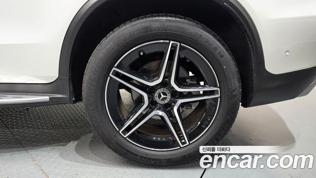 Mercedes-Benz GLC-Class 2021 — photo 5