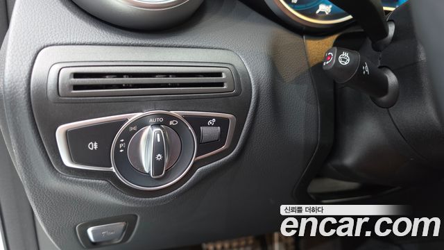 Mercedes-Benz GLC-Class 2021 — photo 27