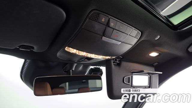 Mercedes-Benz GLC-Class 2021 — photo 31