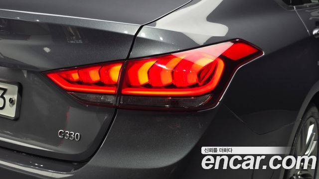 Hyundai Genesis 2016 — photo 9
