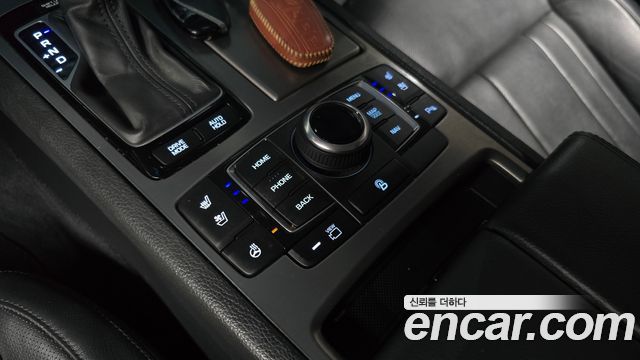 Hyundai Genesis 2016 — photo 28