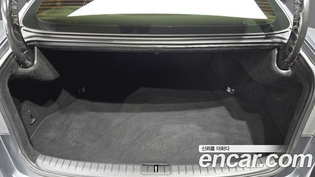 Hyundai Genesis 2016 — photo 31