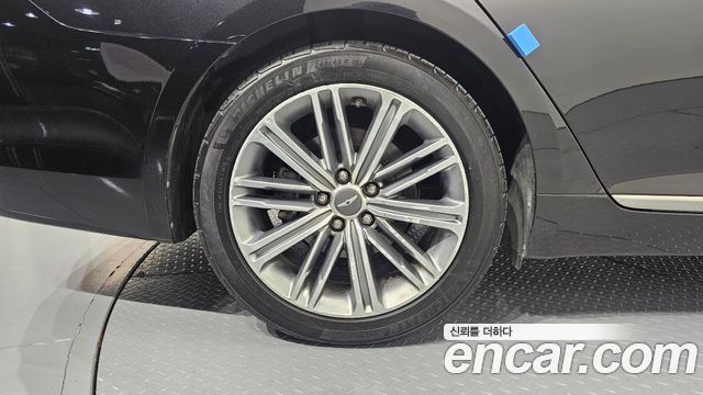 Genesis G80 2018 — photo 5