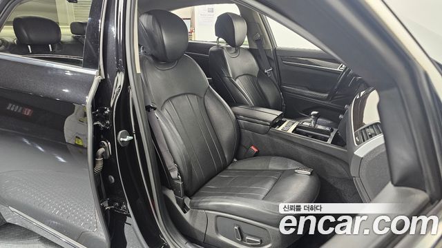 Genesis G80 2018 — photo 18