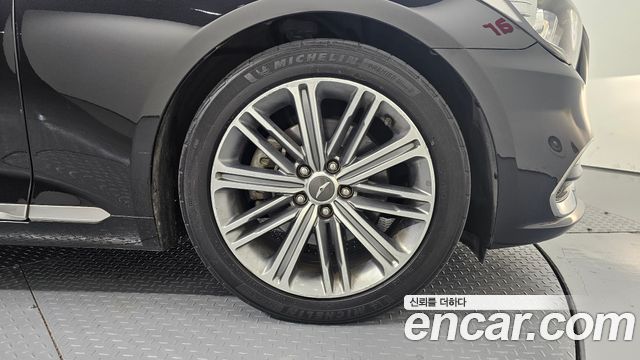Genesis G80 2018 — photo 7