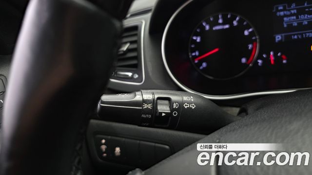 Kia K7 2014 — photo 17