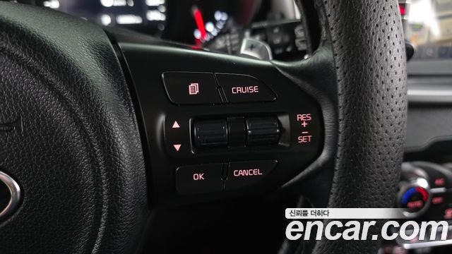 Kia Sorento 2016 — photo 17