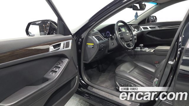 Genesis G80 2019 — photo 11