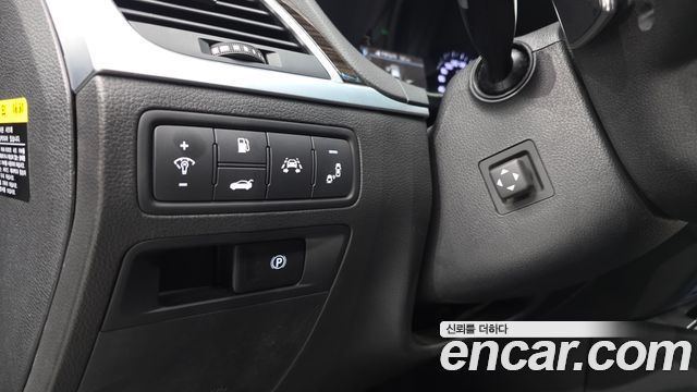 Genesis G80 2019 — photo 17