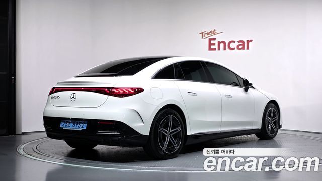 Mercedes-Benz EQE 2024 — photo 2