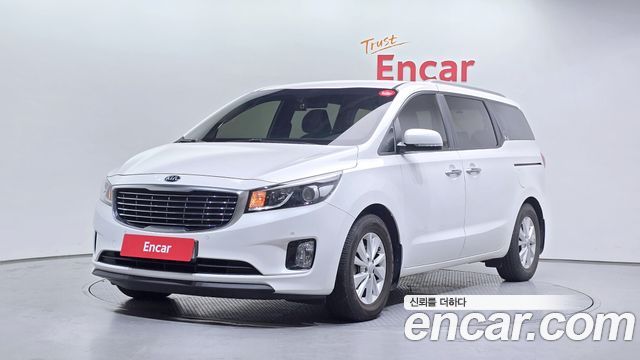 Kia Canival 2016 — photo 1
