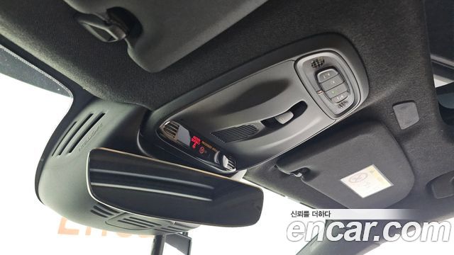 Volvo XC40 2019 — photo 30