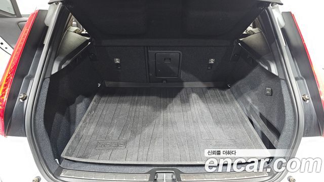 Volvo XC40 2019 — photo 35