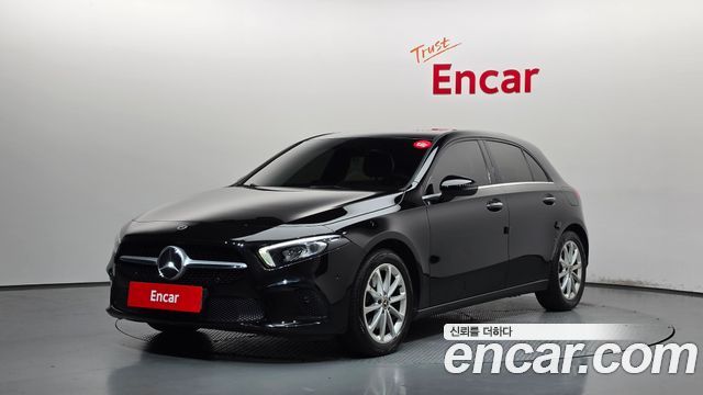 Mercedes-Benz A-Class 2019 — photo 1