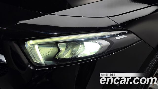 Mercedes-Benz A-Class 2019 — photo 8
