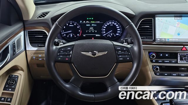 Genesis G80 2019 — photo 20