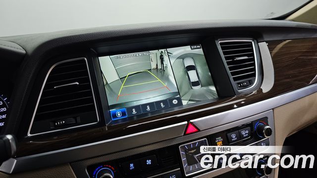 Genesis G80 2019 — photo 23