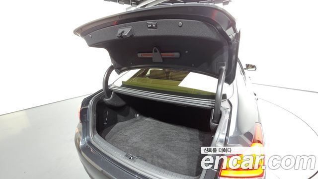 Genesis G80 2019 — photo 26