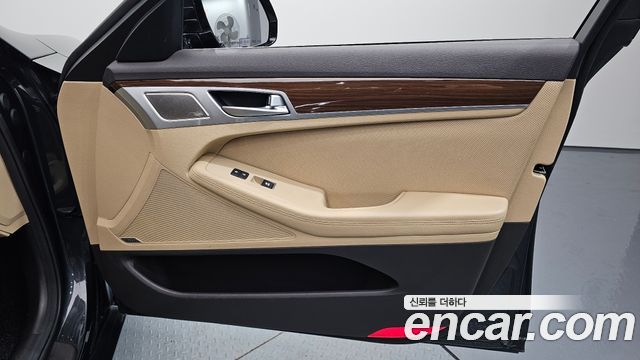 Genesis G80 2019 — photo 14