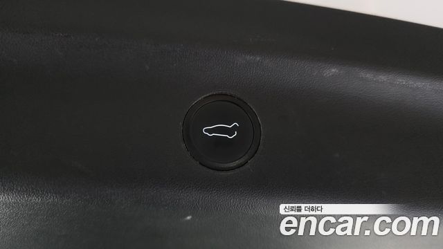 Tesla Model Y 2021 — photo 30