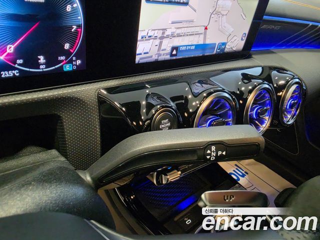 Mercedes-Benz CLA-Class 2026 — photo 9