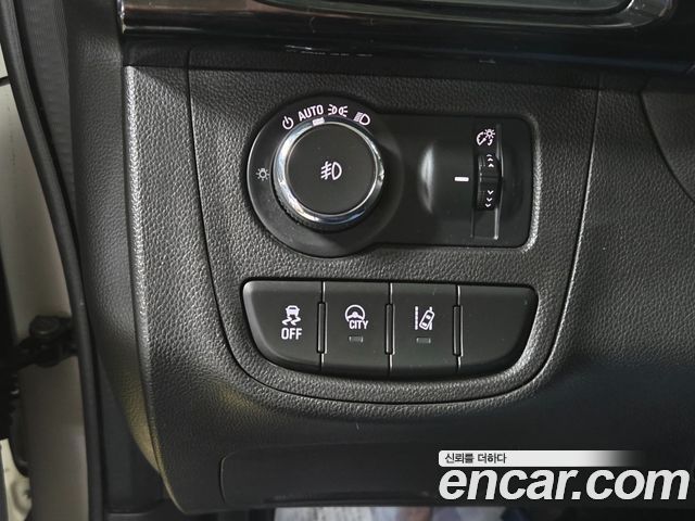 Chevrolet Korea Spark 2018 — photo 13